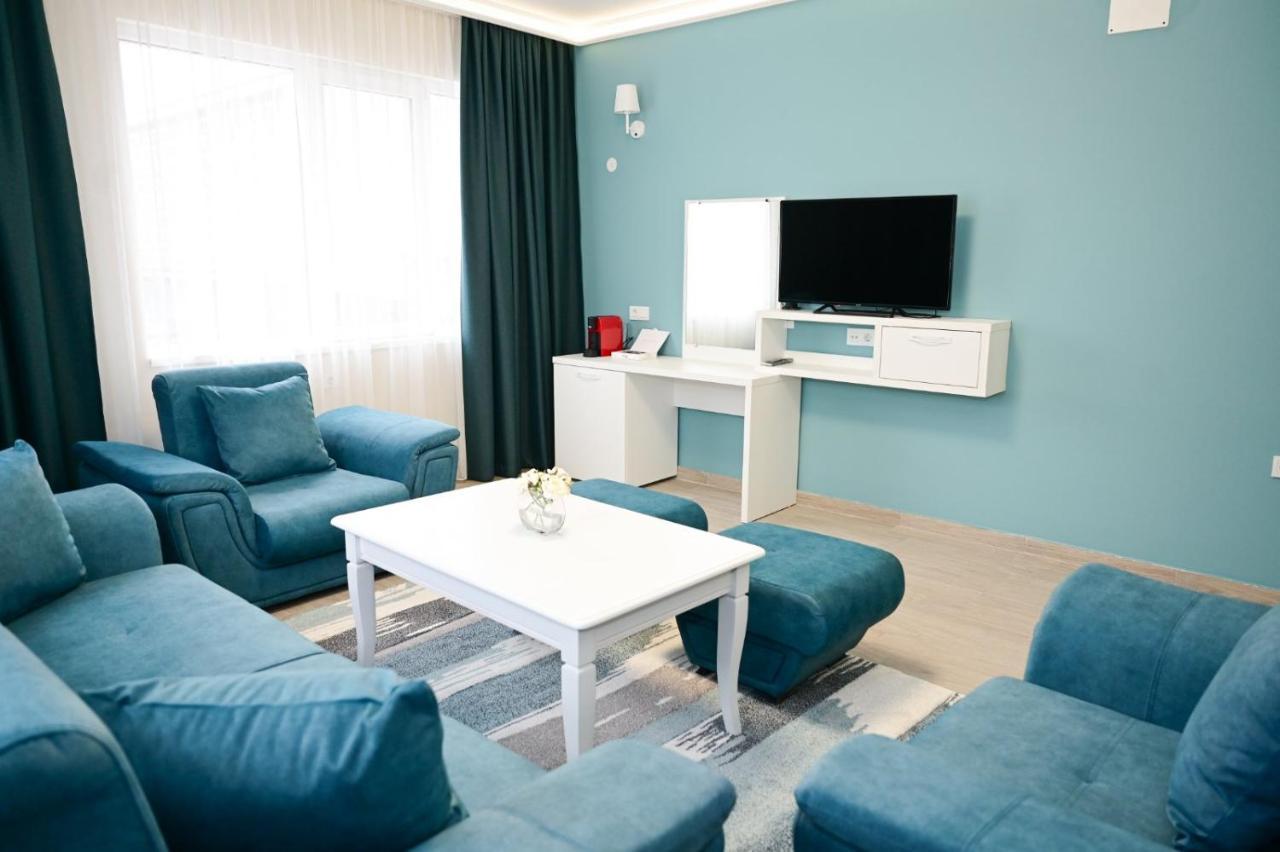 Hotel Роял Шумен Esterno foto